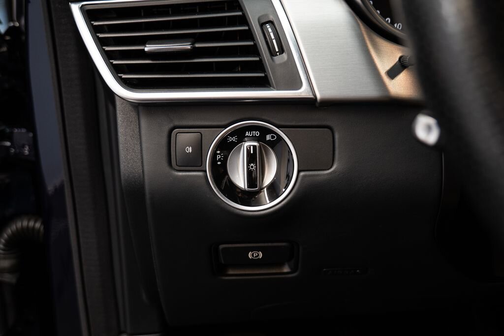 Mercedes-Benz GL SUV 4,7 l 320 kw