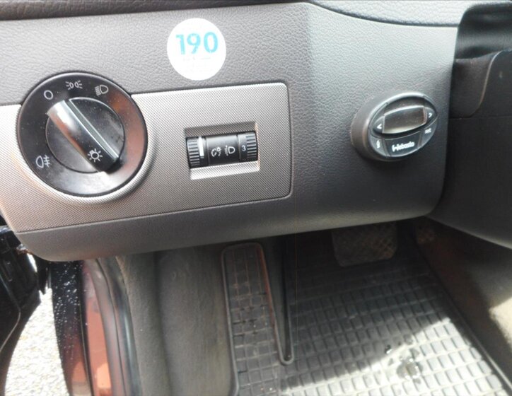 Volkswagen Multivan Kombi 2,5 l 128 kw