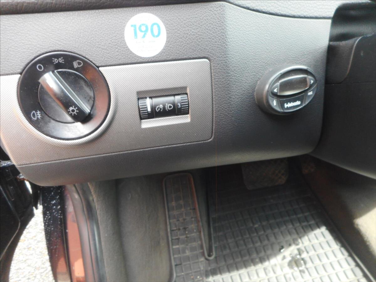 Volkswagen Multivan Kombi 2,5 l 128 kw
