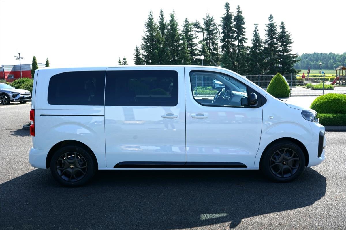 Citroën SpaceTourer MPV 2,2 l 110 kw
