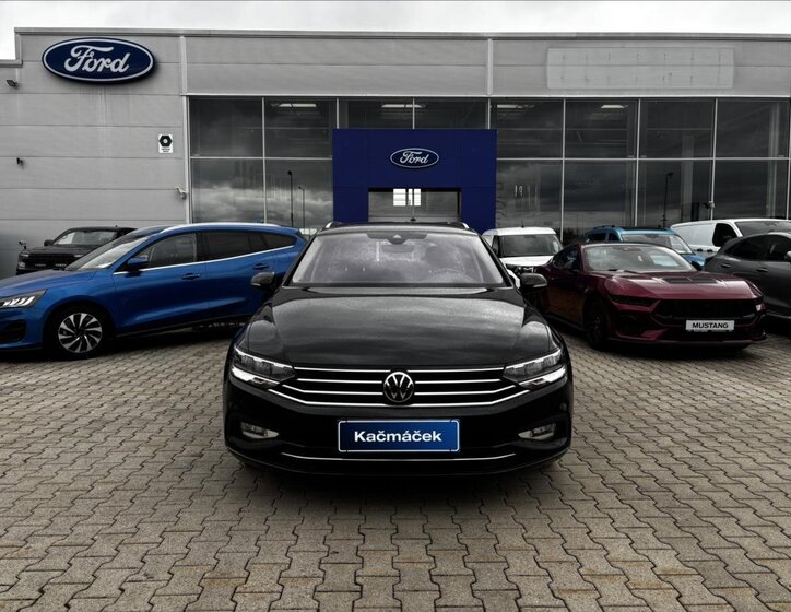 Volkswagen Passat Kombi 1,5 l 110 kw