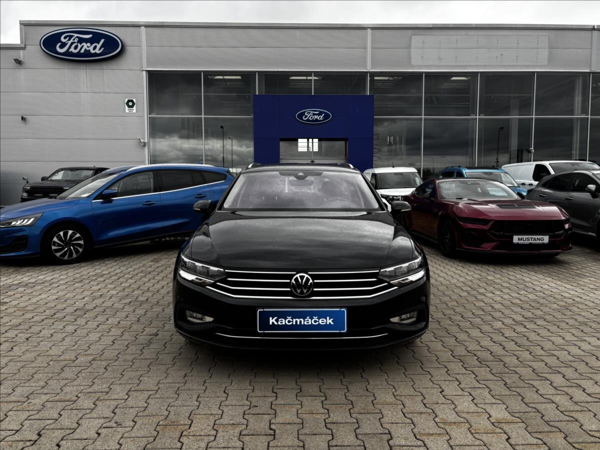 Volkswagen Passat Kombi 1,5 l 110 kw