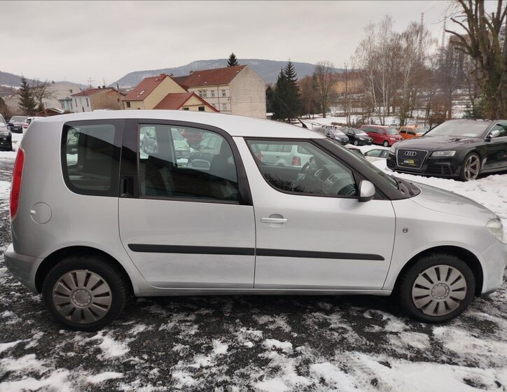 Škoda Roomster MPV 1,6 l 77 kw