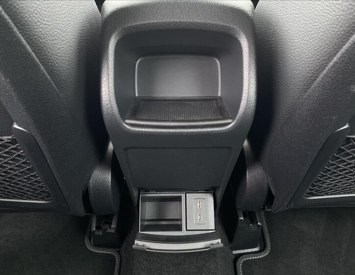 Mercedes-Benz GLB SUV 2,0 l 140 kw