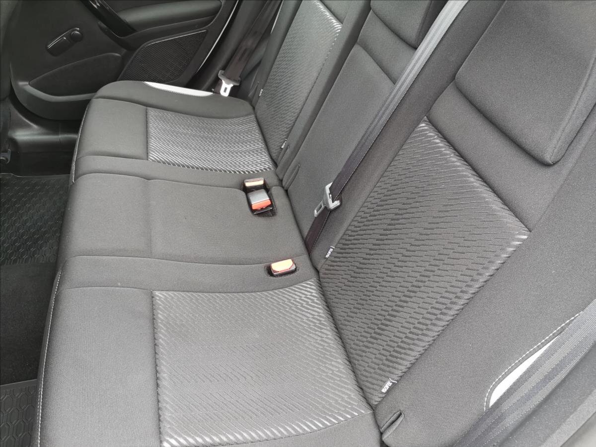 Peugeot 2008 Kombi 1,4 l 50 kw