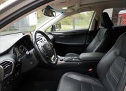 Lexus NX 300h SUV / Terénní 2,5 l 114 kw