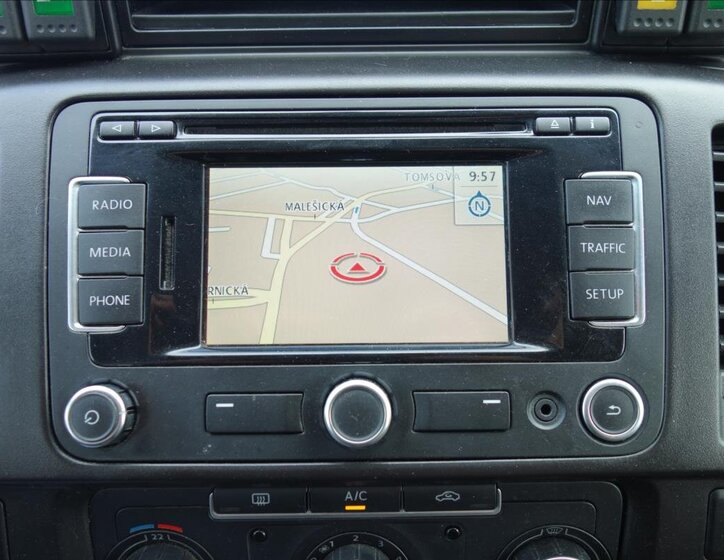 Volkswagen Transporter Kombi 2,0 l 132 kw