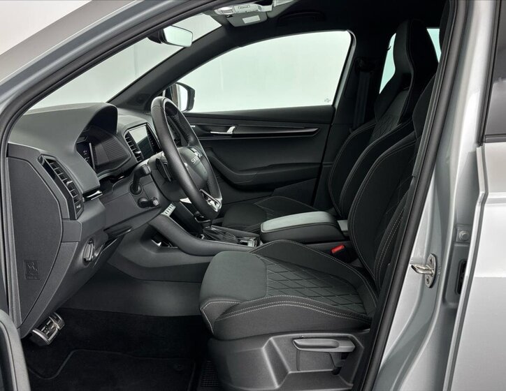 Škoda Karoq SUV / Terénní 1,5 l 110 kw