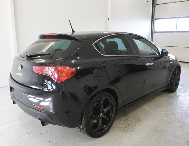 Alfa Romeo Giulietta Hatchback 1,7 l 173 kw