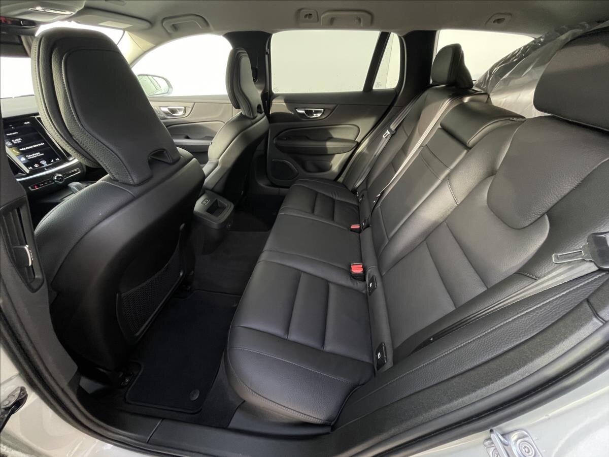 Volvo V60 Kombi 2,0 l 184 kw