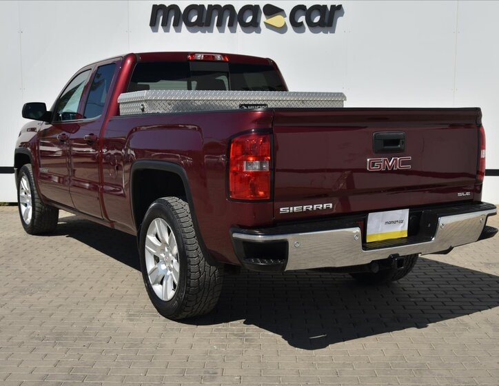 GMC Sierra Pick-up 4,3 l 212 kw