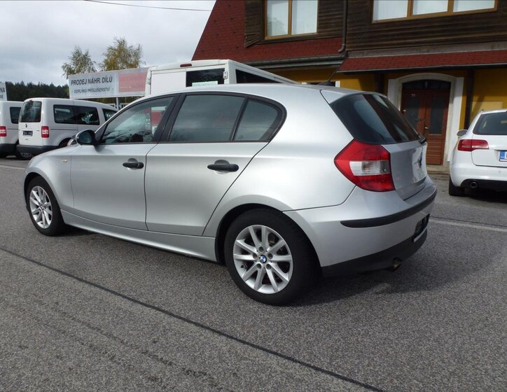BMW Řada 1 11