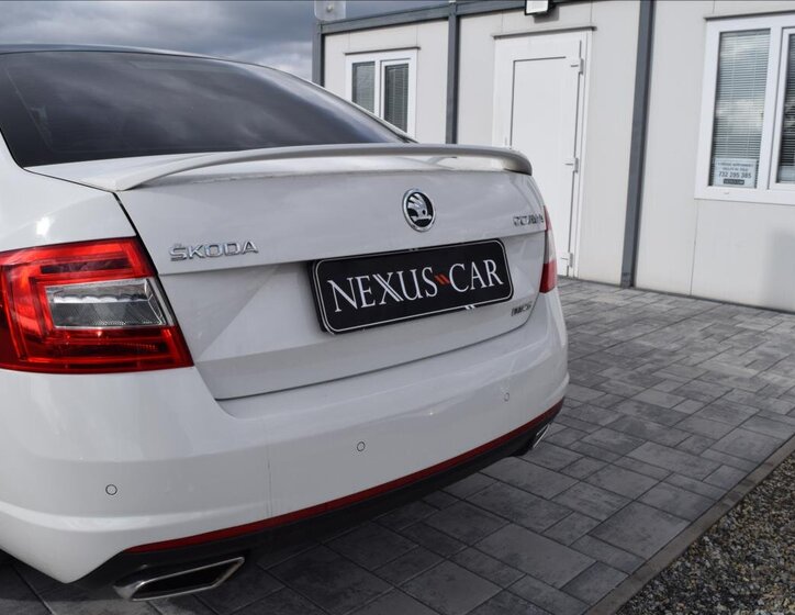 Škoda Octavia Sedan / Limuzína 2,0 l 135 kw