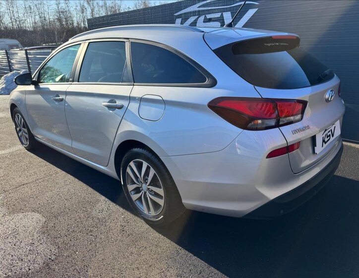 Hyundai i30 Kombi 1,4 l 103 kw