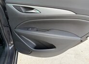 Opel Insignia Hatchback 2,0 l 128 kw