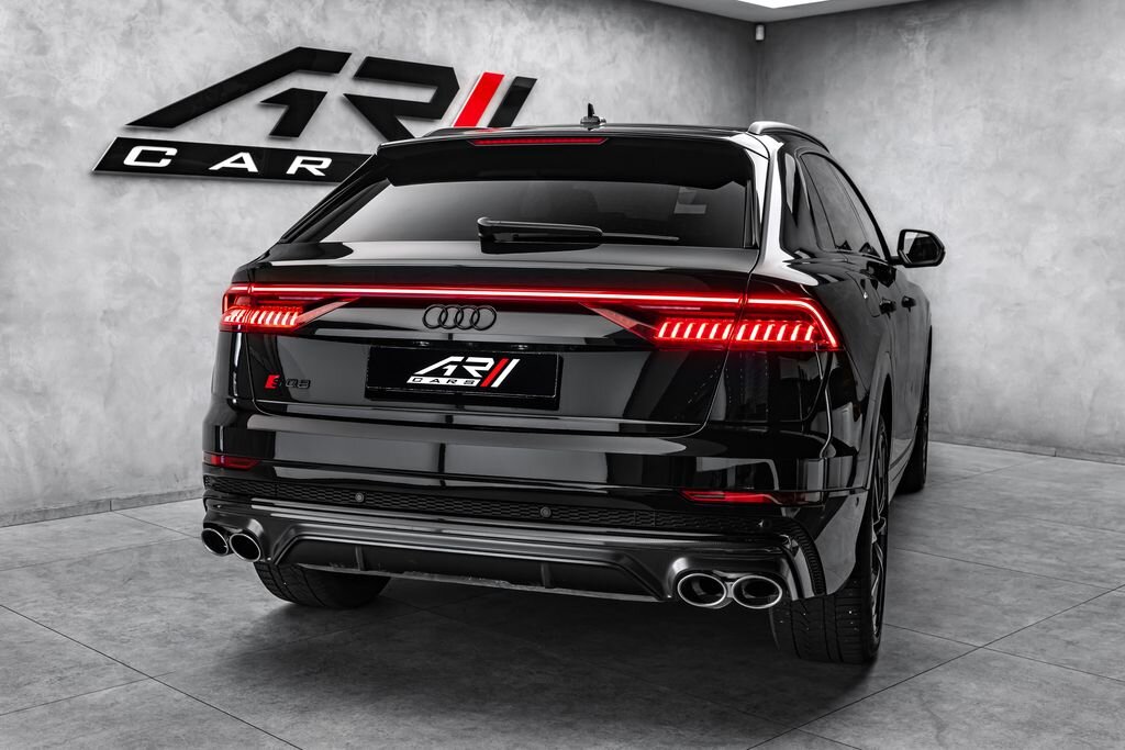 Audi SQ8 SUV / Terénní 4,0 l 373 kw