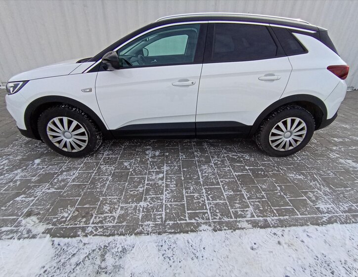 Opel Grandland Ostatní 2,0 l 130 kw