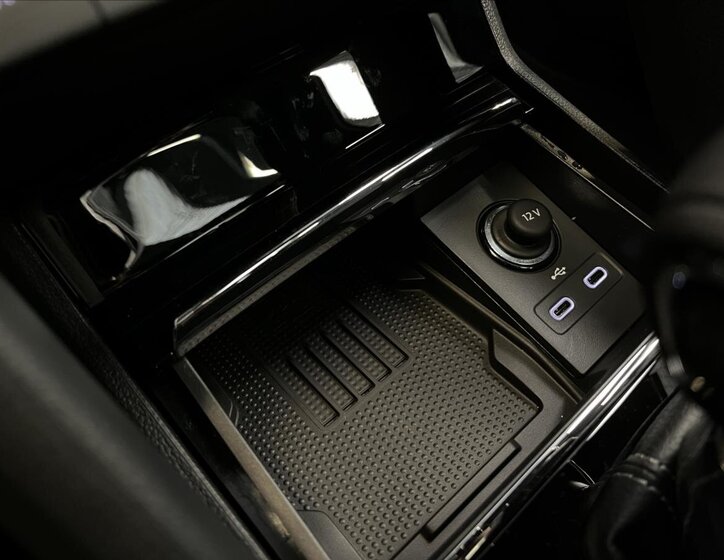 Škoda Karoq SUV / Terénní 1,5 l 110 kw