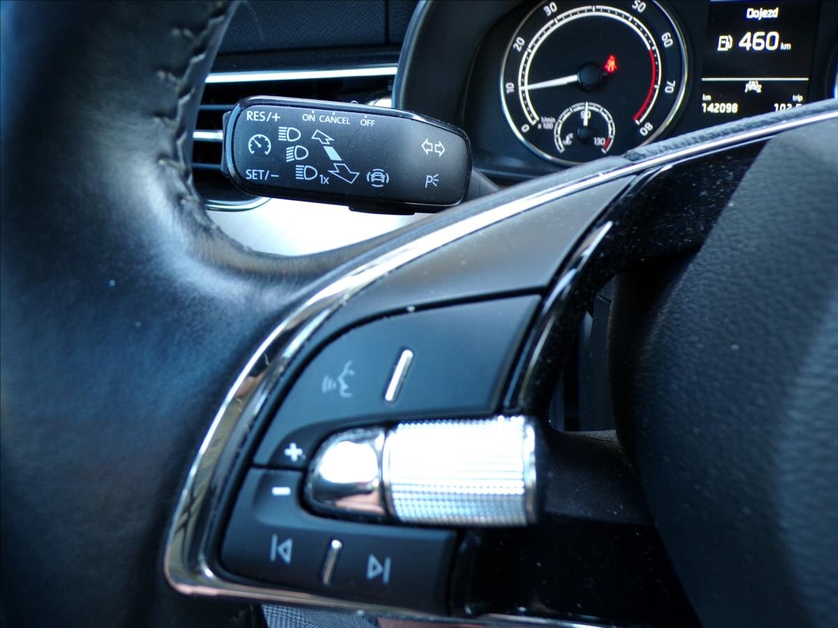 Škoda Kamiq Hatchback 999,0 70 kw