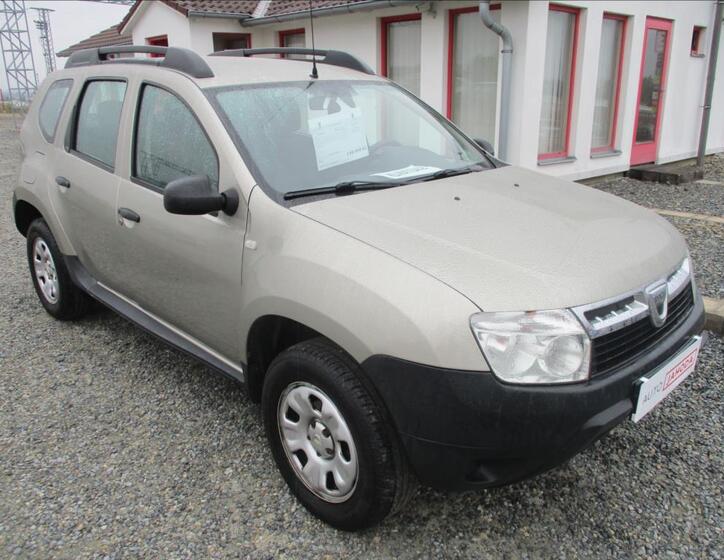 Dacia Duster 1