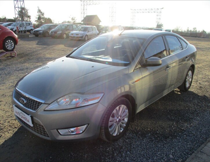 Ford Mondeo Liftback 2,0 l 103 kw