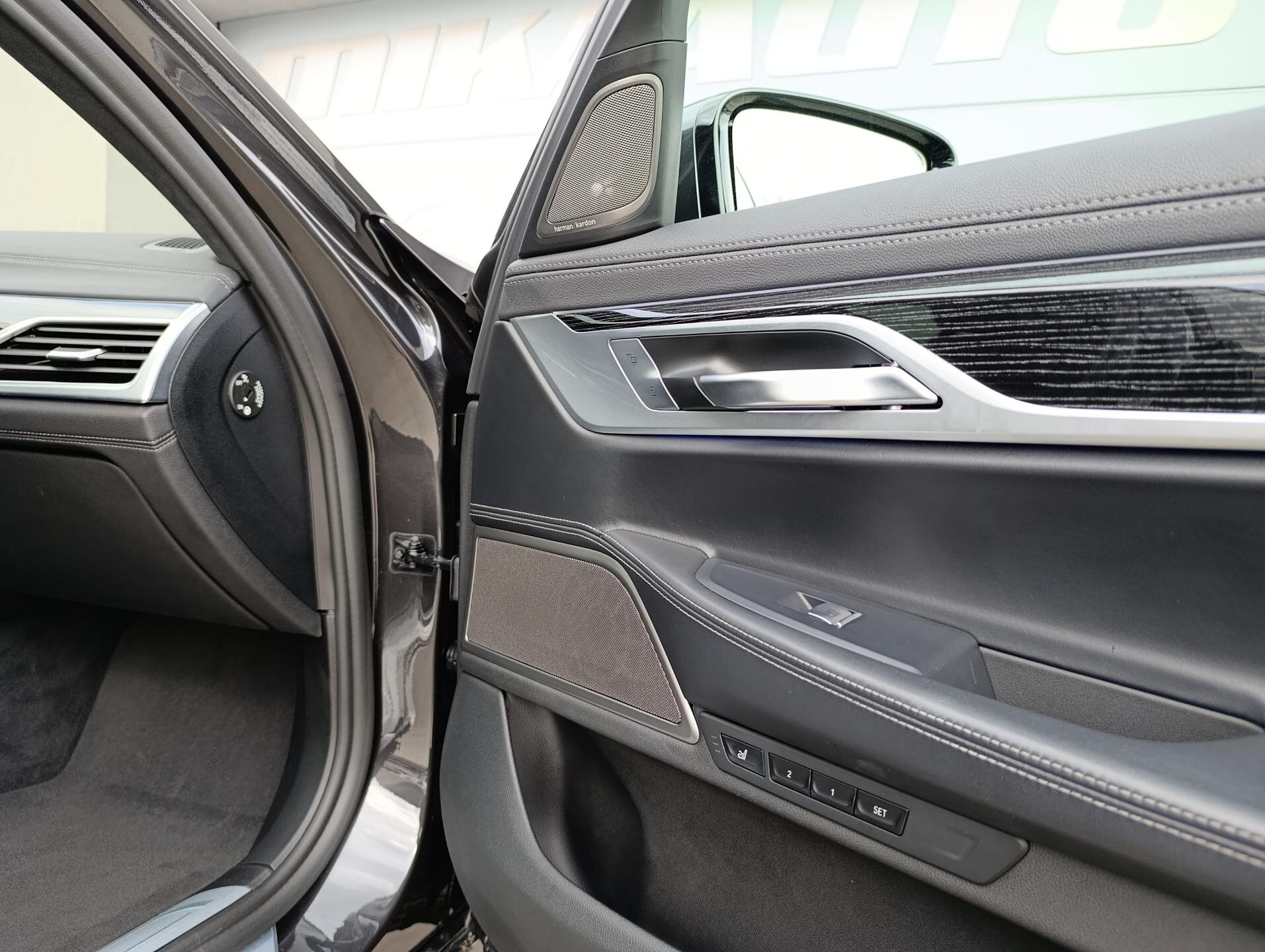 BMW Řada 7 Ostatní 3,0 l 250 kw