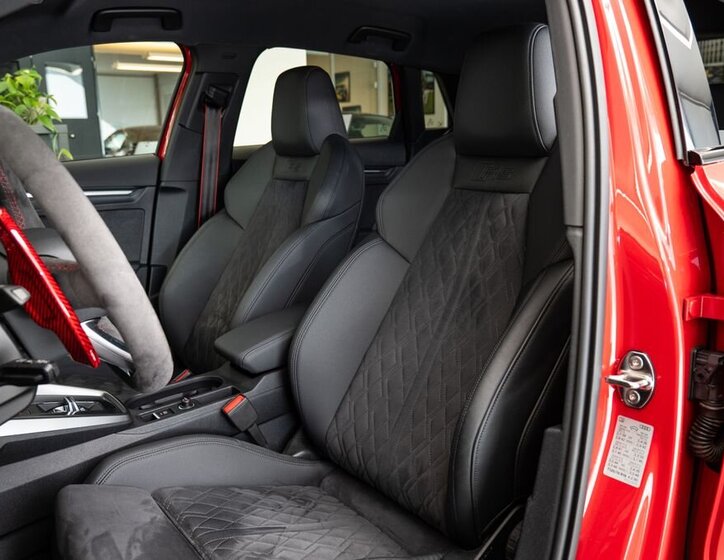 Audi RS3 Hatchback 2,5 l 294 kw