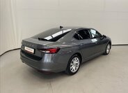 Škoda Superb Liftback 2,0 l 110 kw