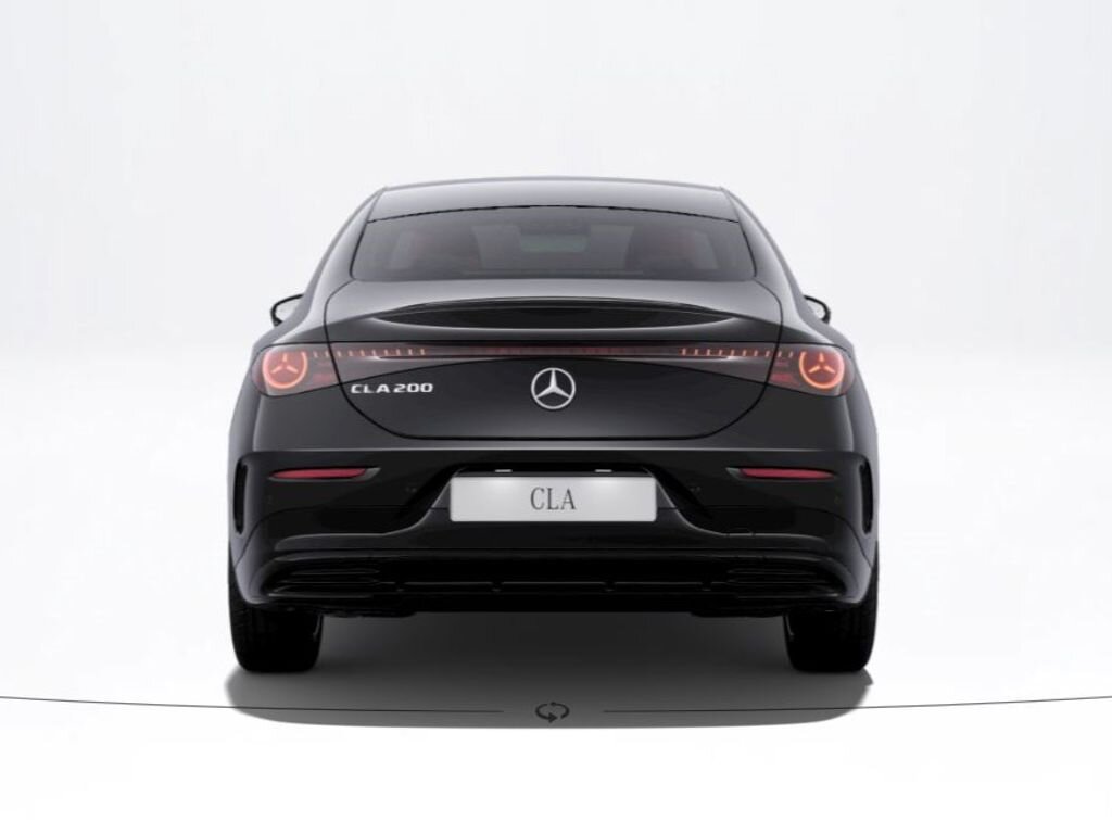 Mercedes-Benz CLA Sedan 1,5 l 142 kw
