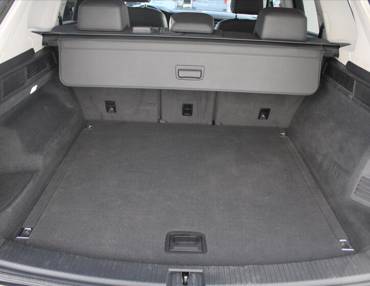 Volkswagen Touareg SUV 3,0 l 170 kw