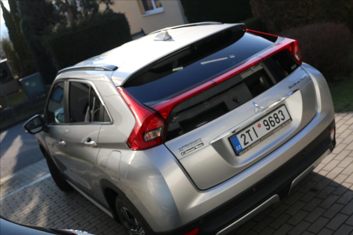 Mitsubishi Eclipse Cross Kombi 1,5 l 120 kw