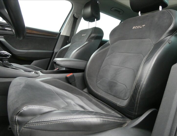 Škoda Kodiaq SUV / Terénní 2,0 l 140 kw