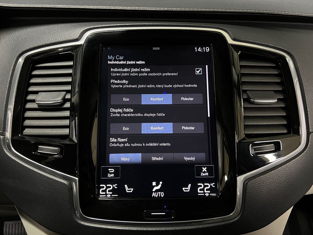 Volvo XC90 SUV 2,0 l 173 kw