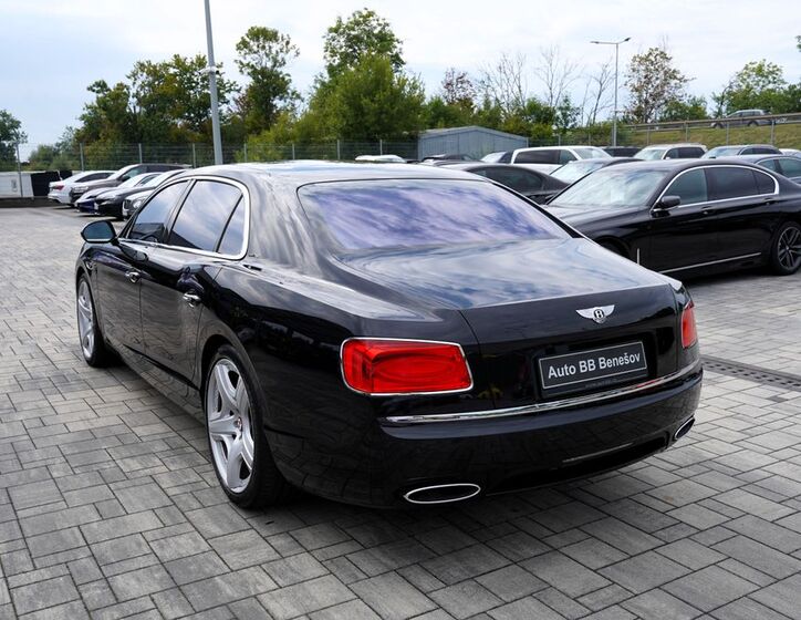 Bentley Flying Spur 4