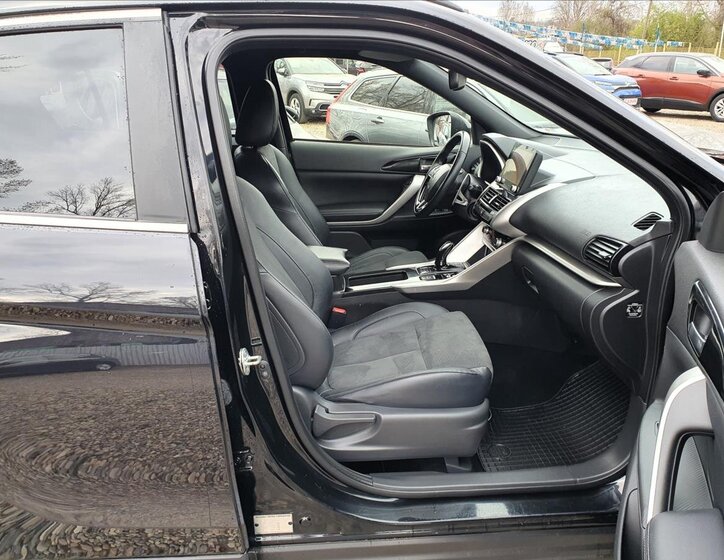 Mitsubishi Eclipse Cross SUV / Terénní 2,4 l 133 kw