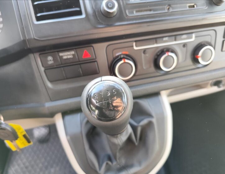 Volkswagen Transporter Ostatní 2,0 l 84 kw