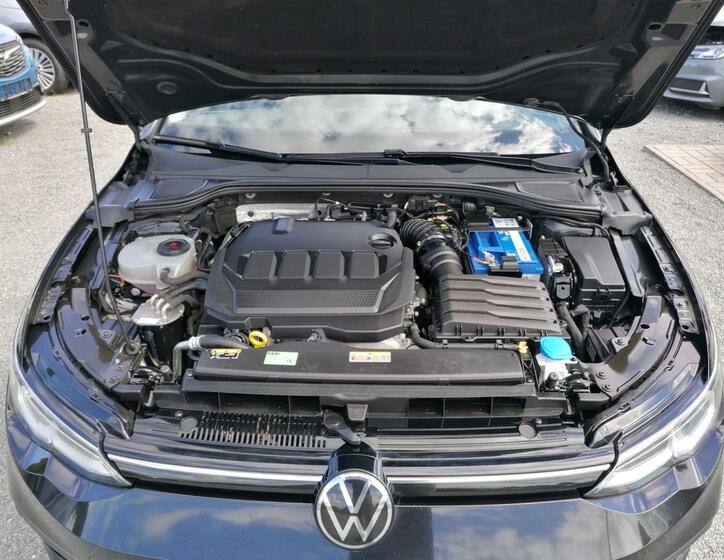Volkswagen Golf 30