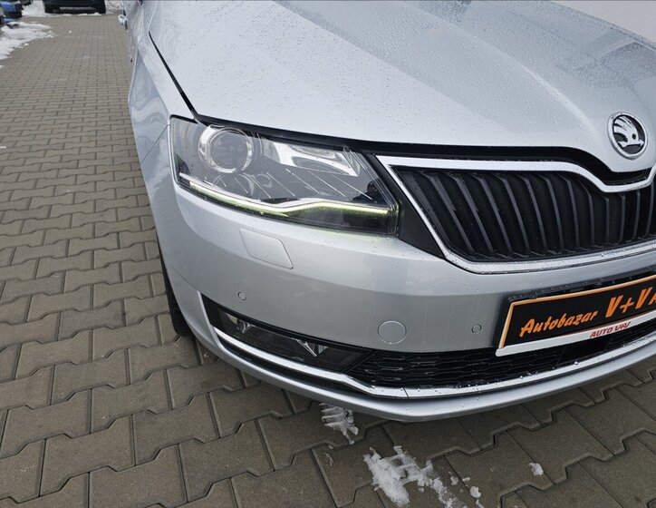 Škoda Rapid Hatchback 999,0 70 kw