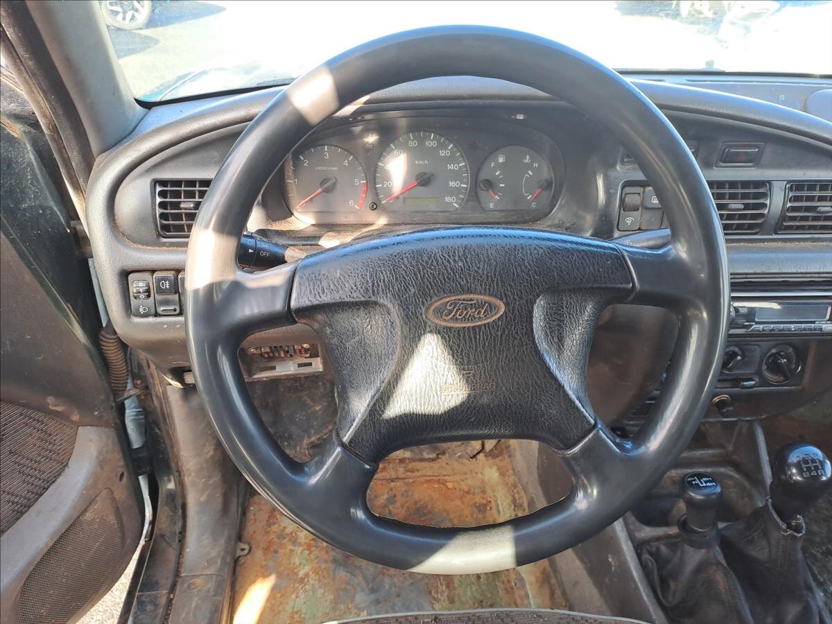 Ford Ranger Pick-up 2,5 l 80 kw