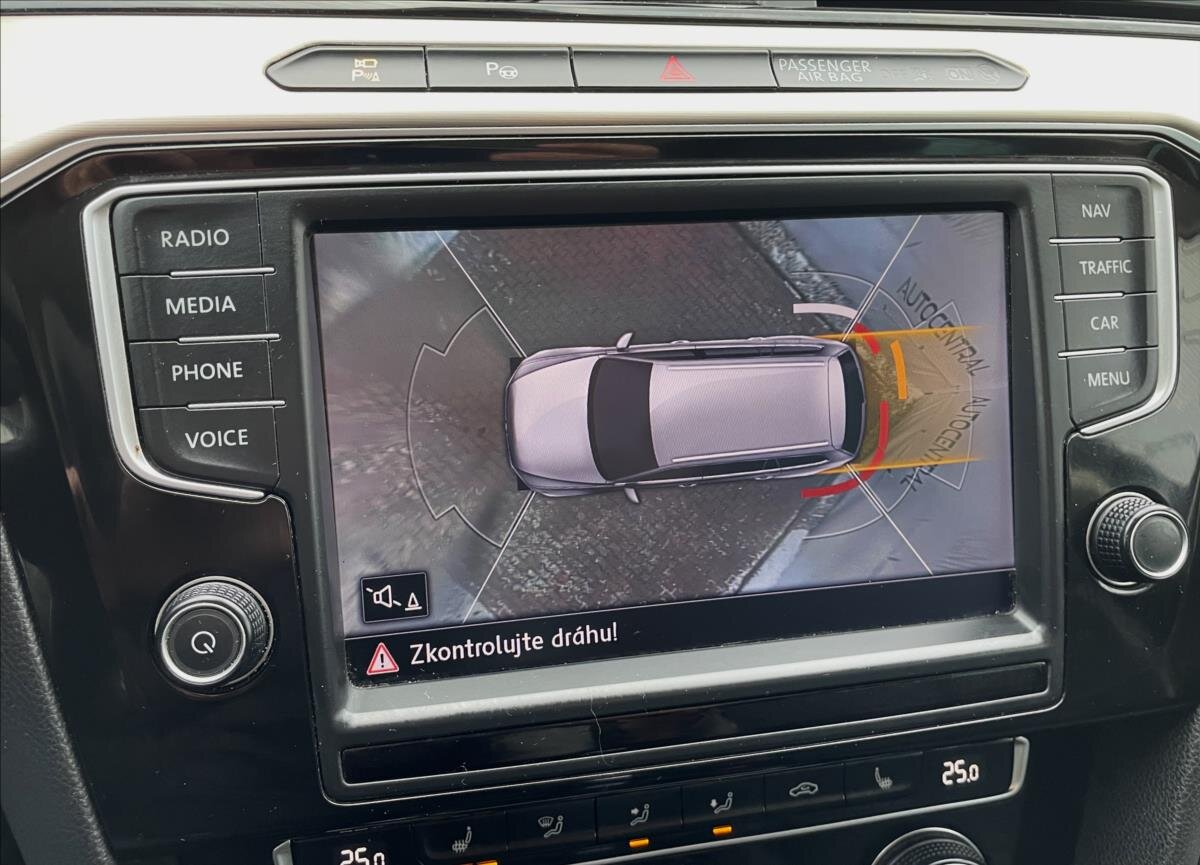 Volkswagen Passat Kombi 2,0 l 176 kw