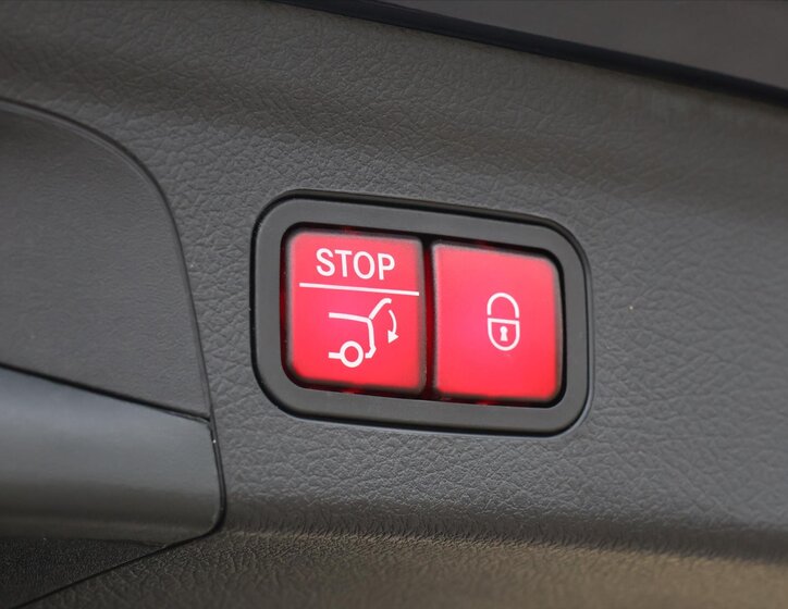 Mercedes-Benz GLE SUV 3,0 l 270 kw