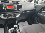 KIA Rio 12