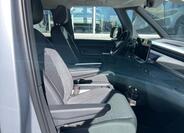 Volkswagen ID.Buzz 32
