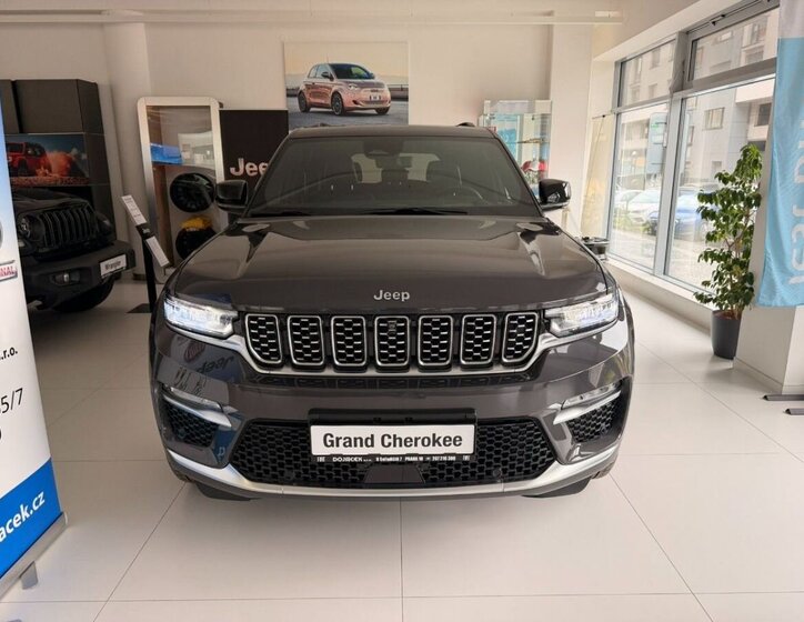 Jeep Grand Cherokee SUV / Terénní 2,0 l 280 kw