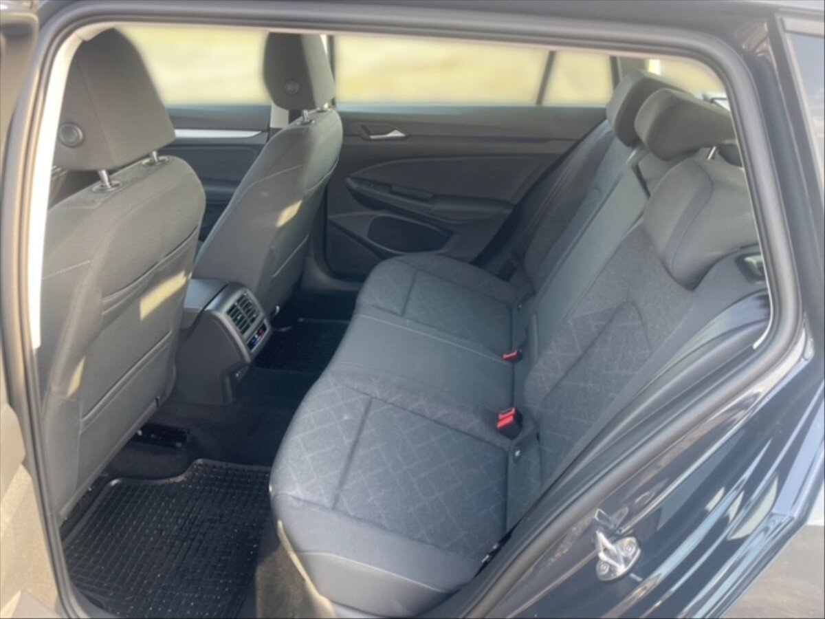 Volkswagen Golf Kombi 999,0 81 kw