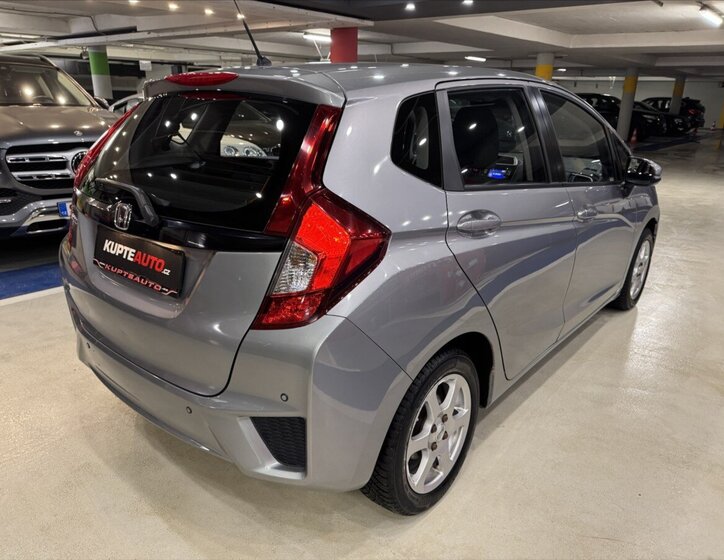 Honda Jazz Hatchback 1,3 l 75 kw