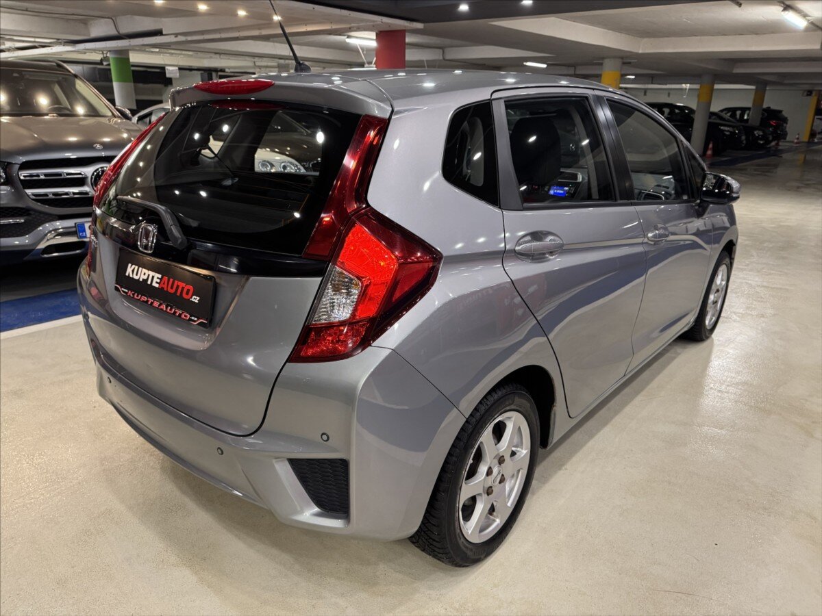 Honda Jazz Hatchback 1,3 l 75 kw