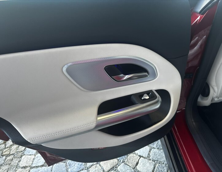 Mercedes-Benz CLA Sedan / Limuzína 0,0 200 kw