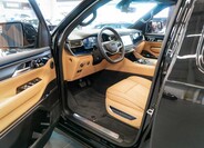 Jeep Grand Wagoneer 16