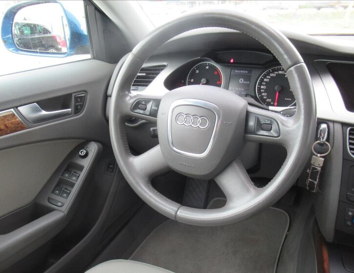 Audi A4 Kombi 2,0 l 105 kw